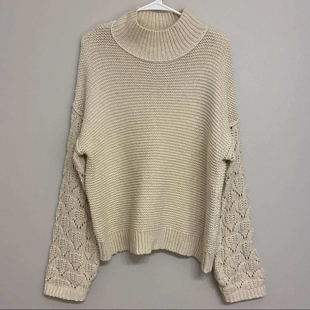 LIKE NEW Chunky Crochet Sweater